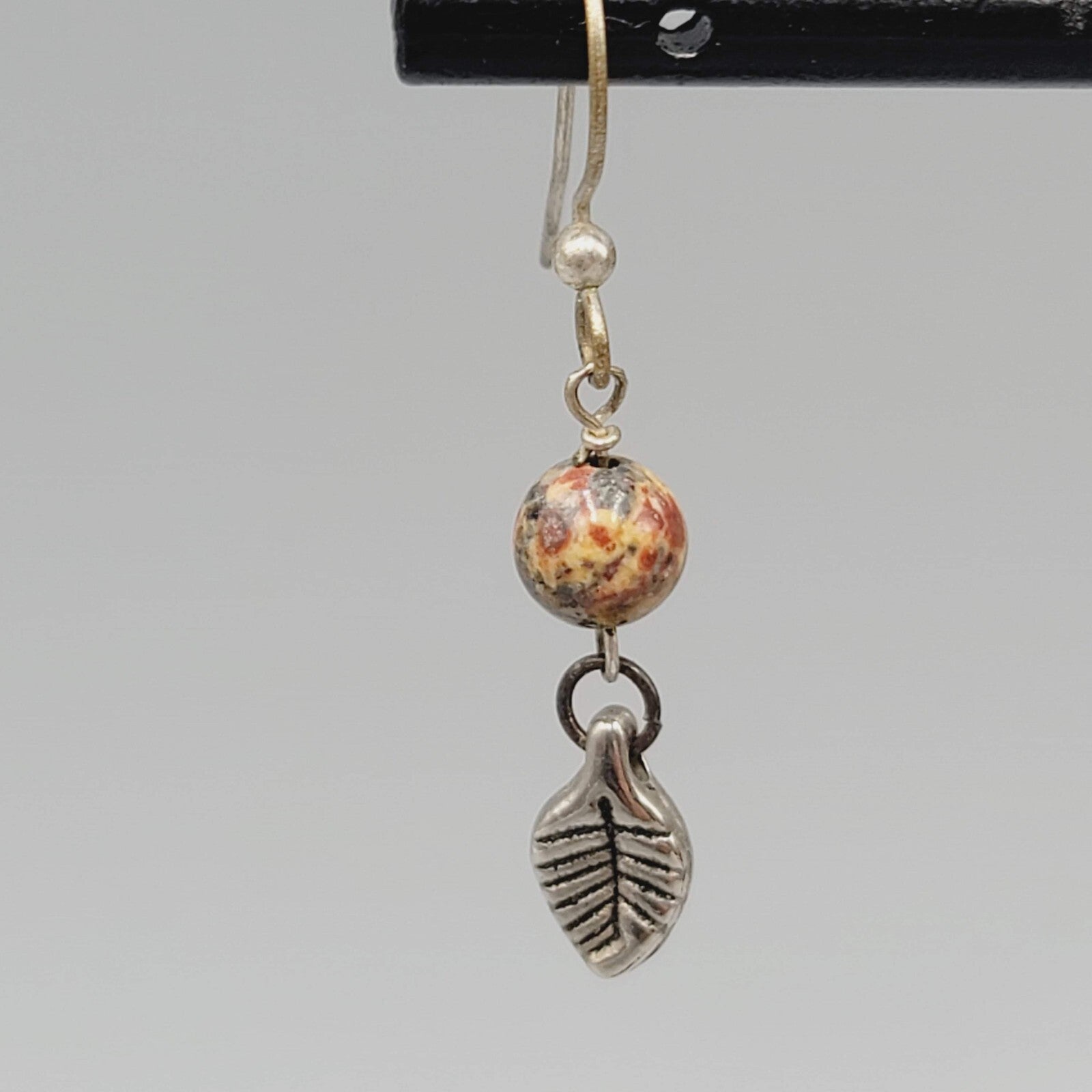 Agate Bead Pierced Earrings Silver tone Dangle 3/4"