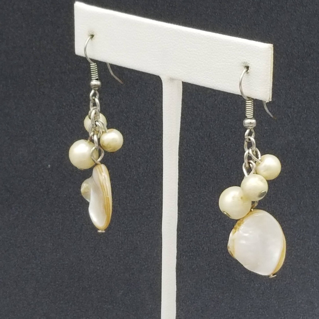 Pierced Earrings Silver tone White Shell Bead Dangle Beach Theme 1.5"