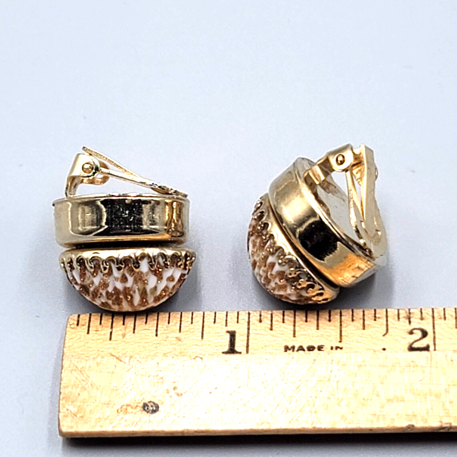 Vintage Clip on Earrings Copper Glitter Glass Cabochon Gold tone 3/4"