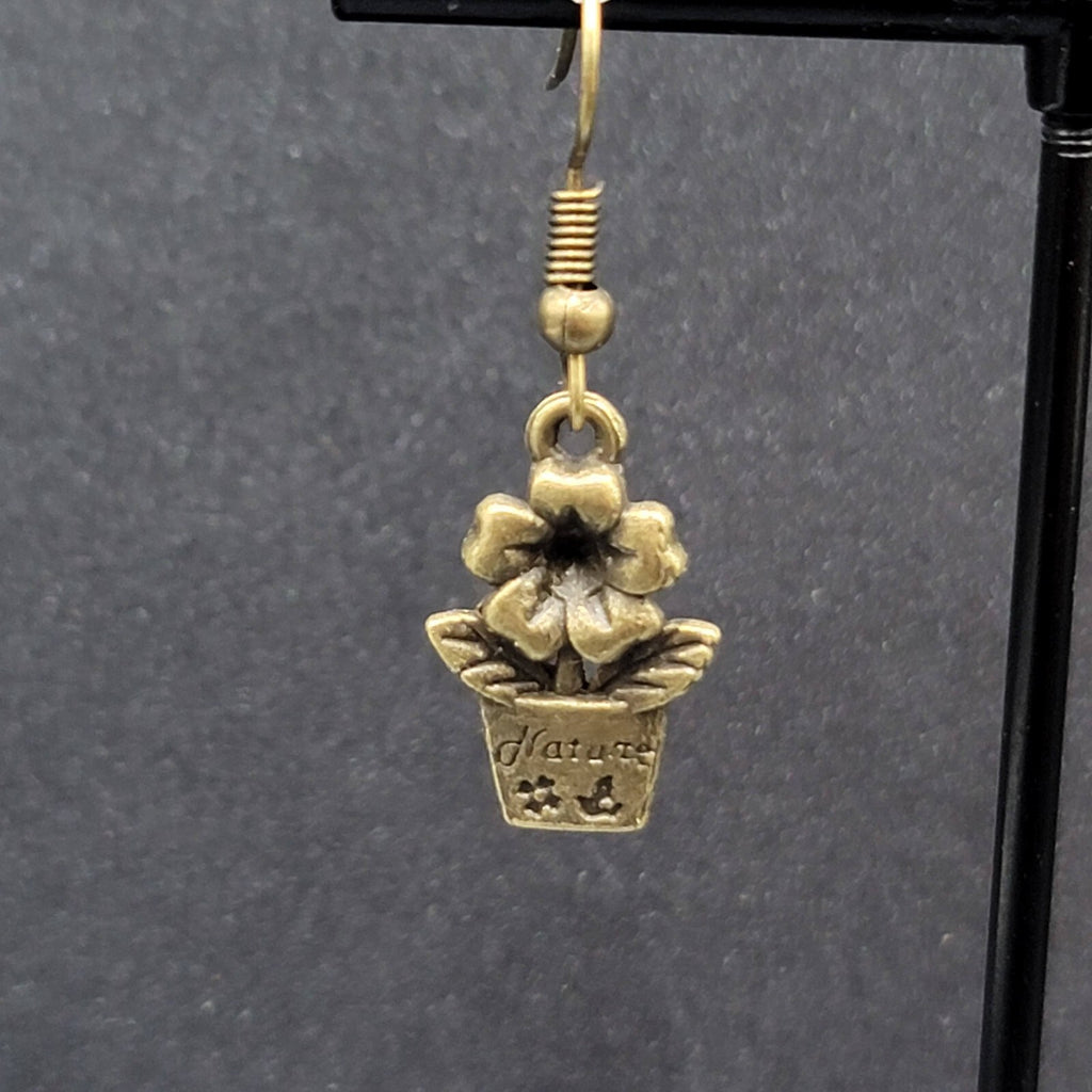 New Flower Pot Pierced Earrings Nature Bronze tone Dangle 3/4"