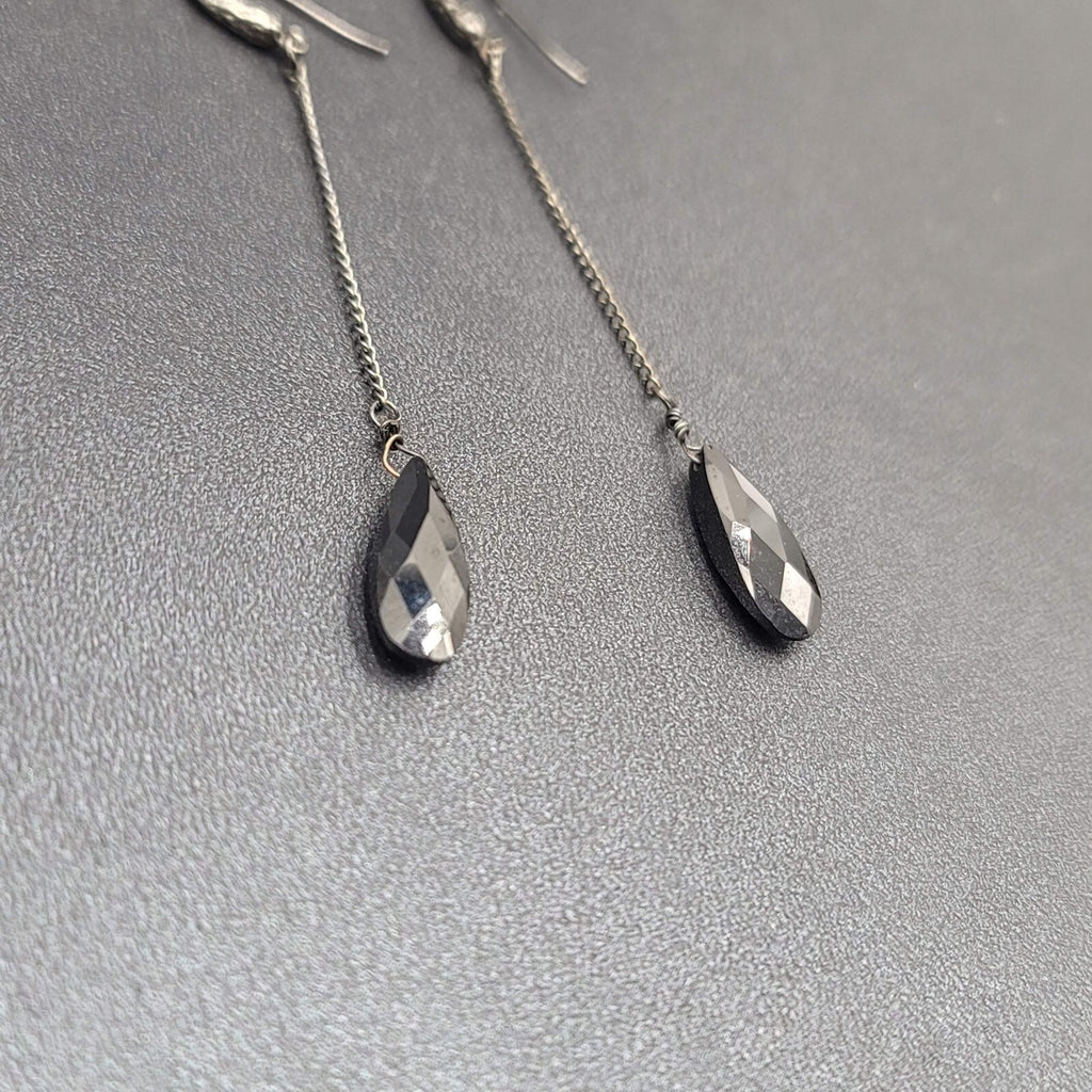 Pierced Earrings Gun Metal Black Glass Faceted Teardrop Bead Dangle Chain 2.5"