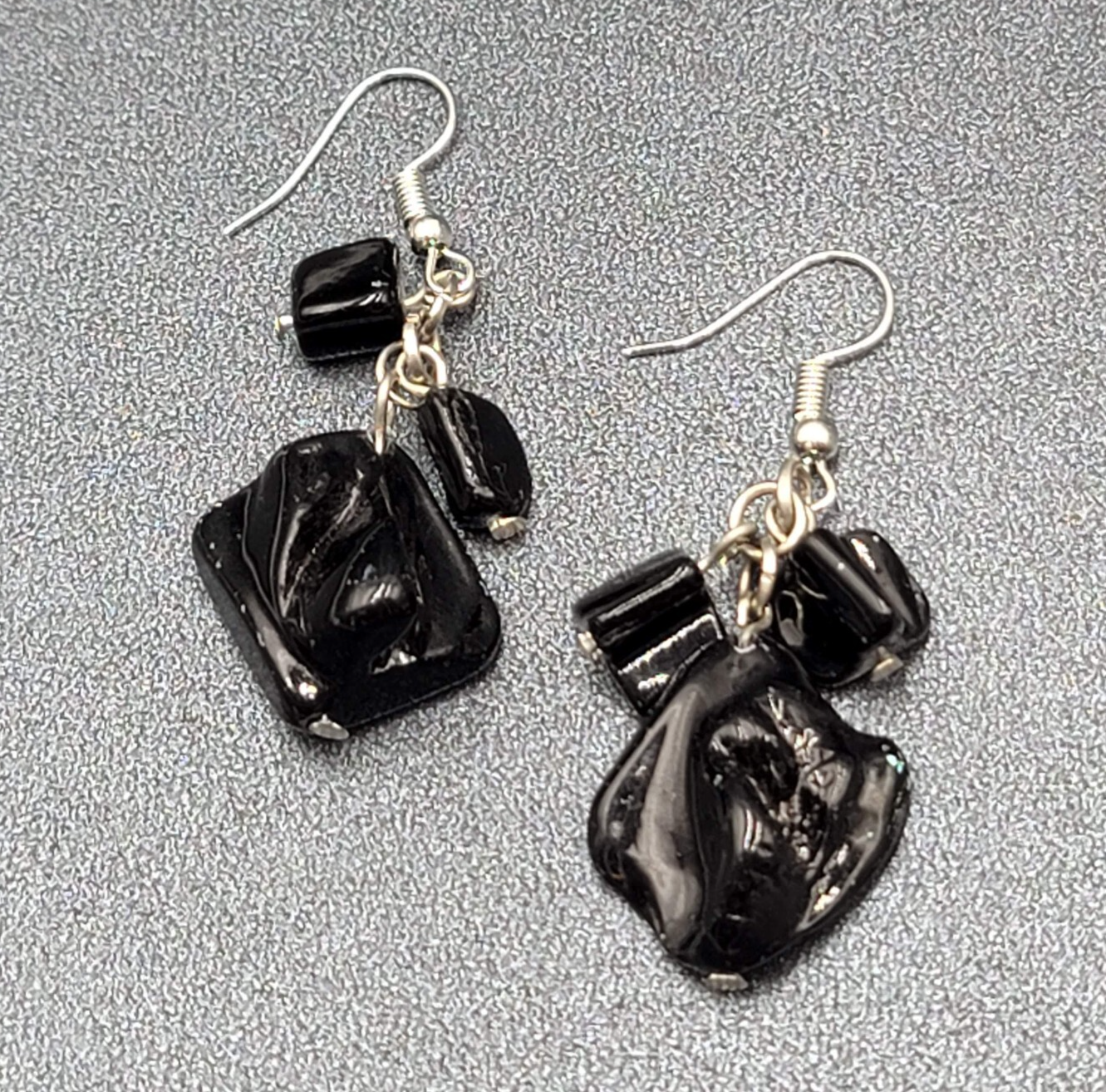 Pierced Earrings Silver tone Black Shell Dangle 1.5"