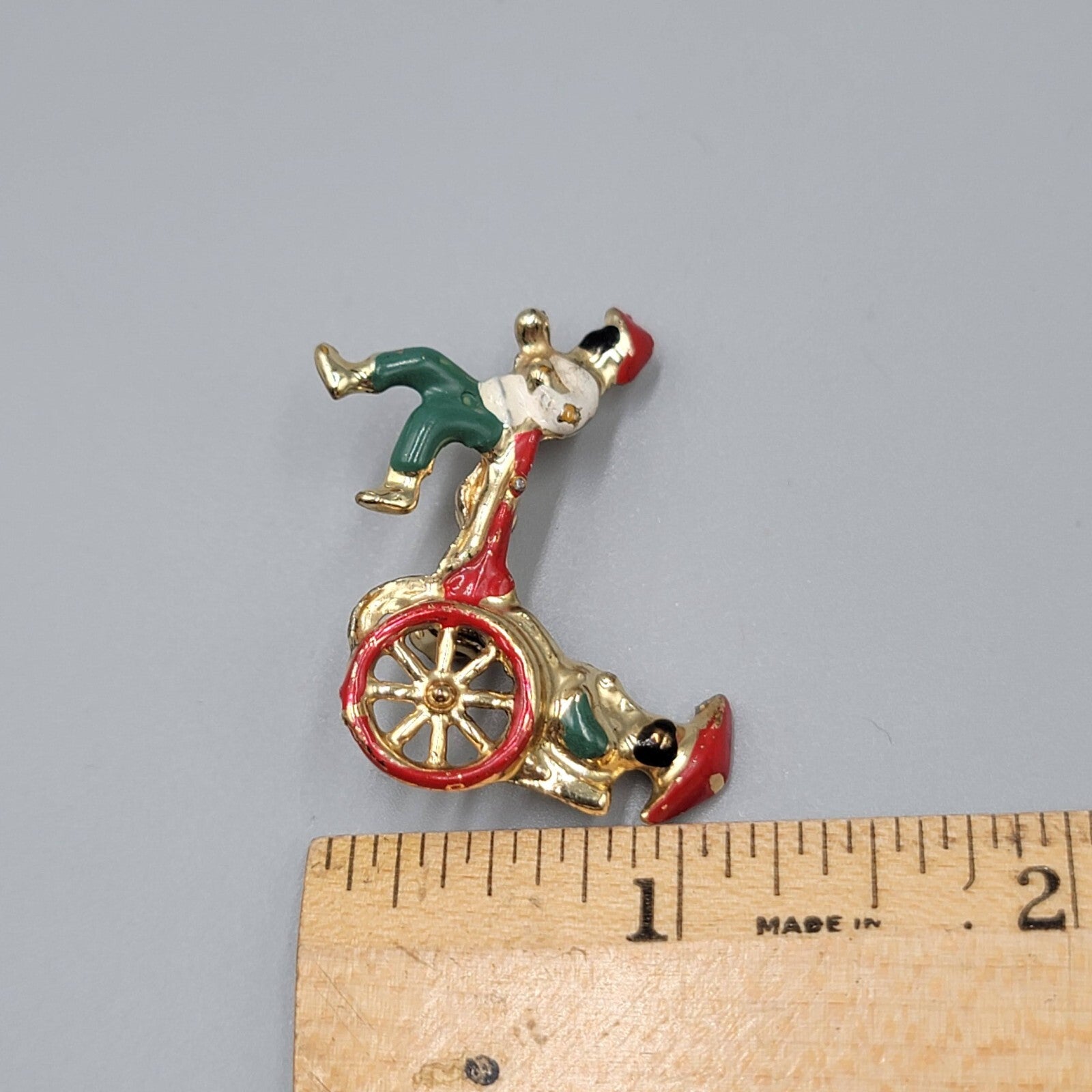 Vintage Brooch Asian Multicolor Enamel Gold Tone Rickshaw 1.5"