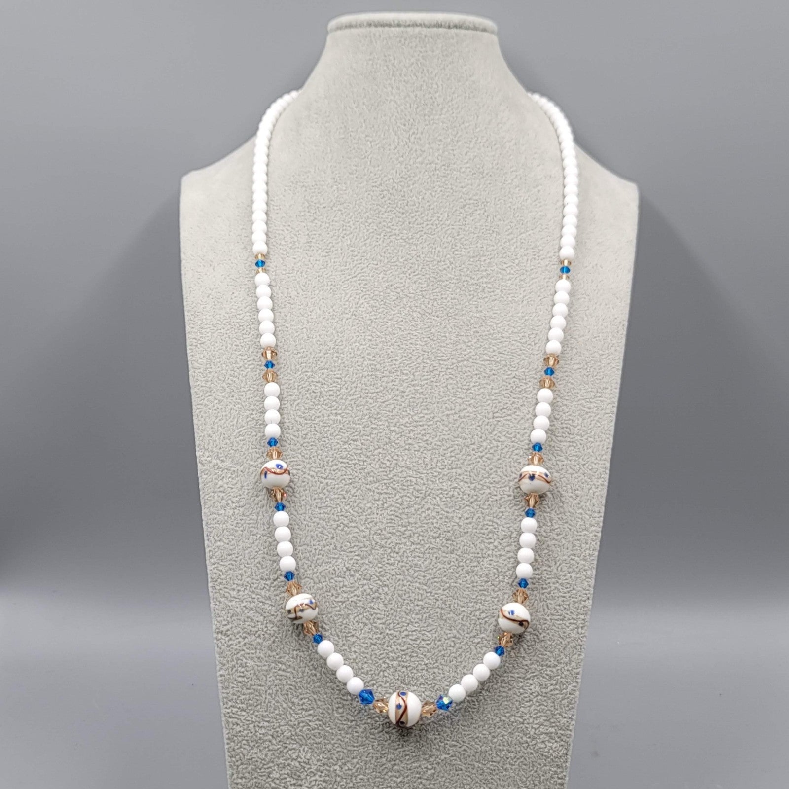 Vintage White Glass Art Bead Necklace Estate Costume Jewelry