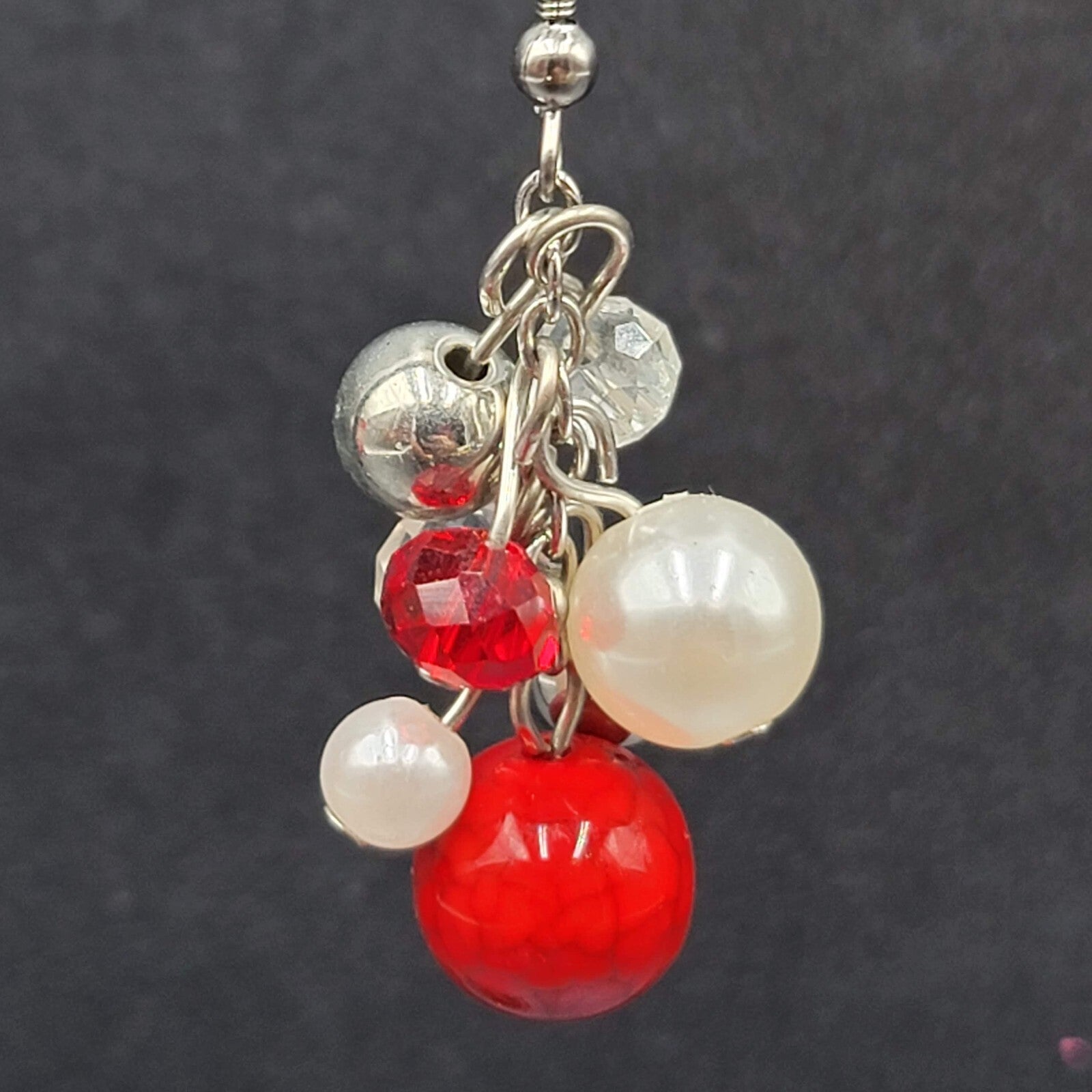 Pierced Earrings Silver tone Red White Cluster Bead Dangle 1.5"