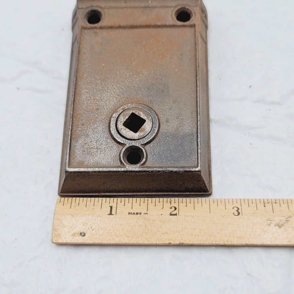 Antique Surface Mount Mortise No Keeper Spindle Hole No Lock  H0114