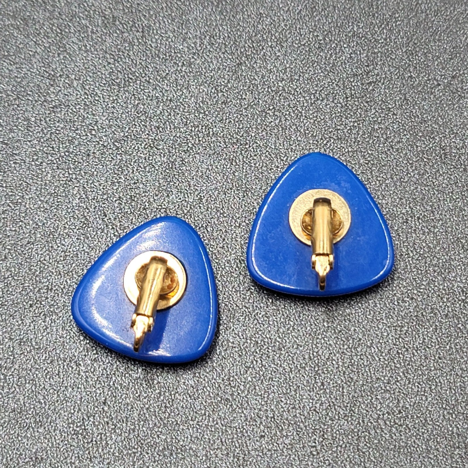 Vintage Clip on Earrings Blue Acrylic Rounded Triangles 1"